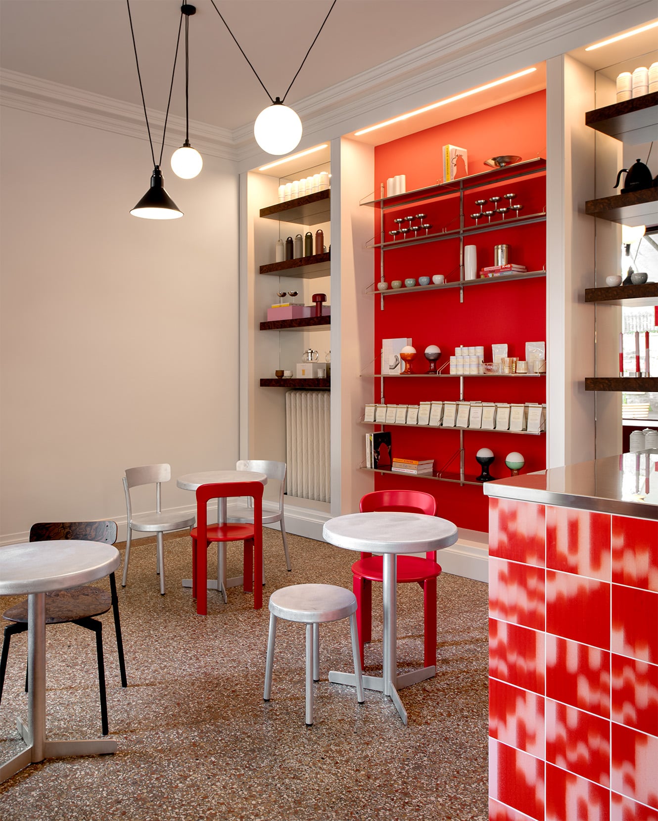 Un écrin coloré pour glaces artisanales - Gelateria - Atelier Chèvre - Architecture d'intérieur.jpg